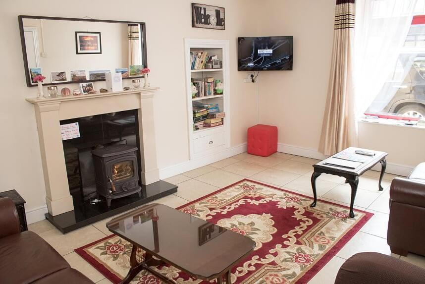 Sive Budget Accommodation Cahersiveen Exterior photo